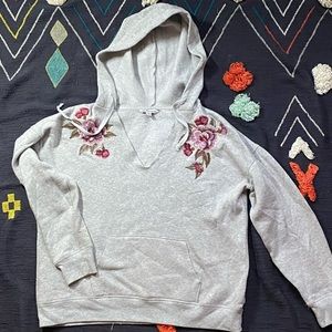 American Eagle shirt/hoodie